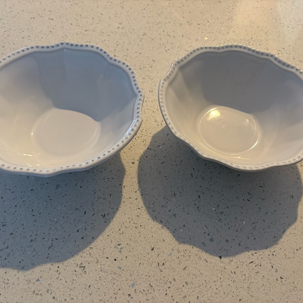 Pottery Barn Leila Dinnerware Set - Picture 5 of 8